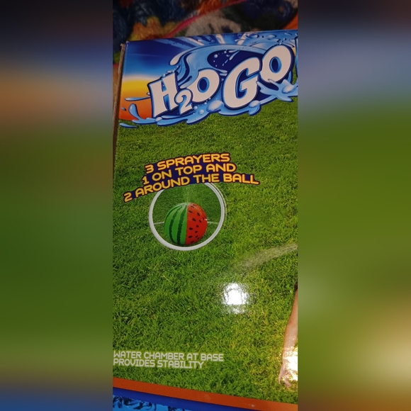 NIB H2O Go watermelon 🍉 sprinkler - Picture 3 of 5